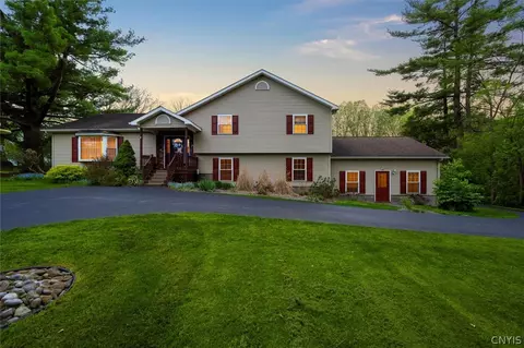 1880 Middle Rd, Oneida, NY 13421