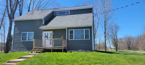 245 Miller Rd, Sandy Creek, NY 13145