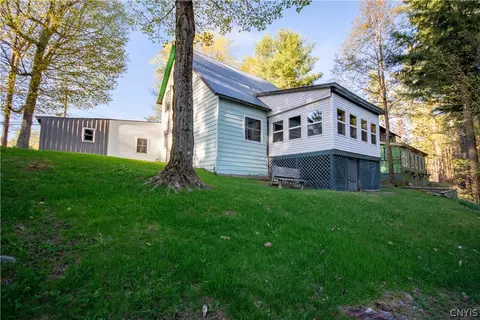 1172 Oswegatchie Trail Rd, Star Lake, NY 13690
