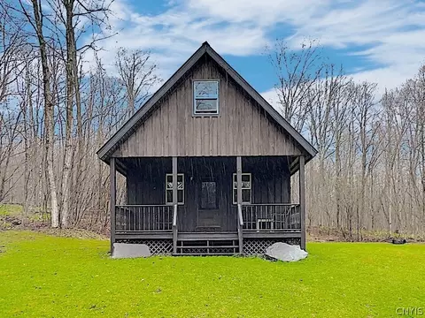2284 Kumrow Rd, Osceola, NY 13316