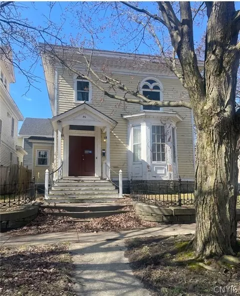 86 W 6th St, Oswego, NY 13126