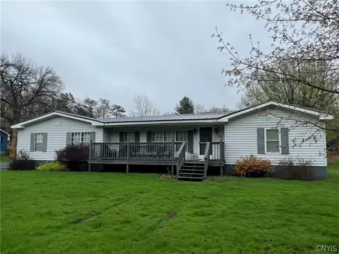 36 Nelson Ave, Pulaski, NY 13142