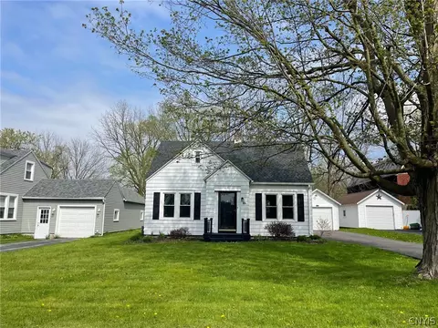 102 N Court St, Lenox, NY 13032