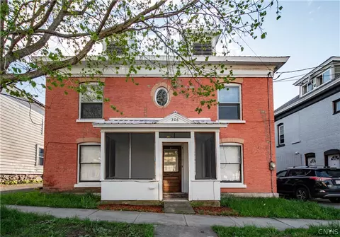 306 Gotham St, Watertown, NY 13601