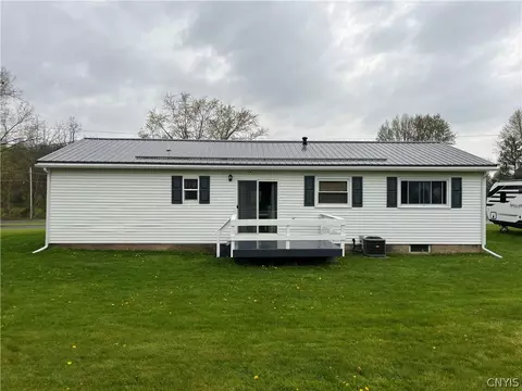 100 E Chariot Ave, Elbridge, NY 13060 photo 12