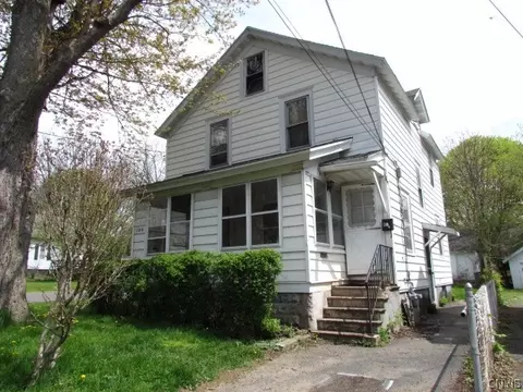 160 Wadsworth St, Syracuse, NY 13203