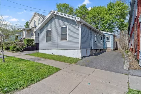 1010 N Townsend St, Syracuse, NY 13208