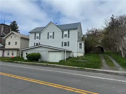 8907 State Route 178, Henderson, NY 13650