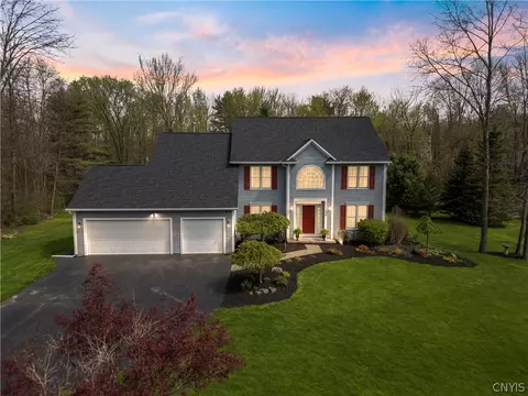136 Coachmans Whip, Lysander, NY 13027