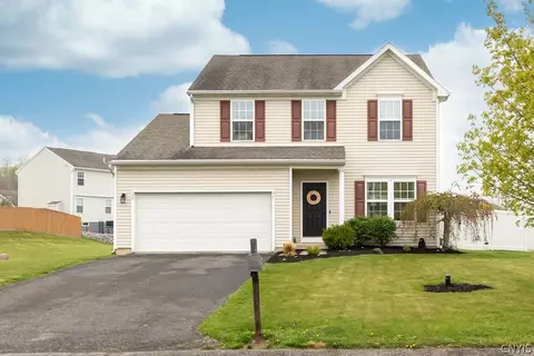 38 Cross Country Dr, Van Buren, NY 13027
