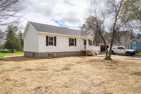 5554 Woodlawn Ave, Lowville, NY 13367
