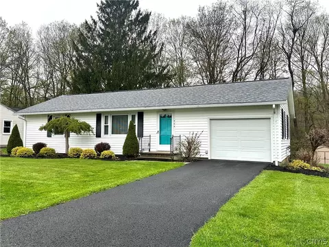 304 Ridge Rd, Whitestown, NY 13424