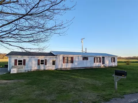 11292 County Route 5 #292, Lyme, NY 13622