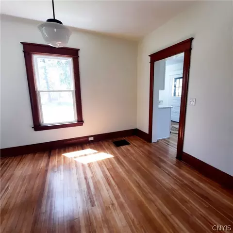 60 Seneca Ave, Oneida, NY 13421 photo 16