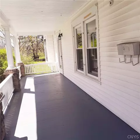 60 Seneca Ave, Oneida, NY 13421 photo 5