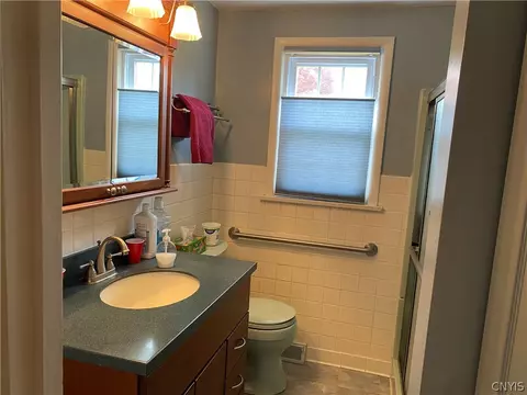 15 Drumlins Ter, Syracuse, NY 13224 photo 12