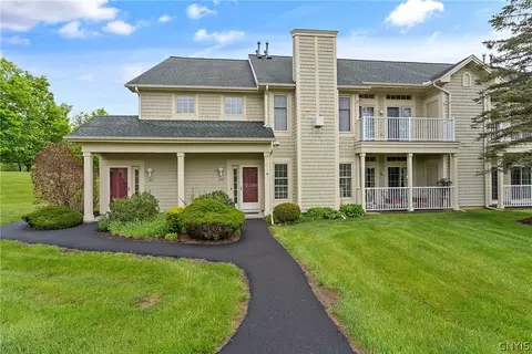 1302 Greymoor Way, Lysander, NY 13027