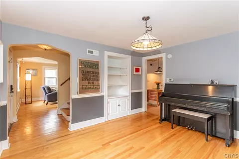 609 Sycamore Ter, Syracuse, NY 13214 photo 16