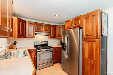 609 Sycamore Ter, Syracuse, NY 13214 photo 23