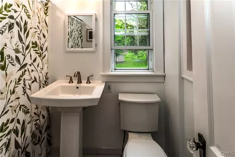 609 Sycamore Ter, Syracuse, NY 13214 photo 30