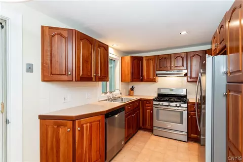 609 Sycamore Ter, Syracuse, NY 13214 photo 21