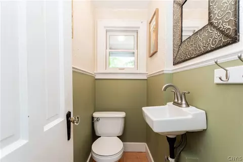 609 Sycamore Ter, Syracuse, NY 13214 photo 20