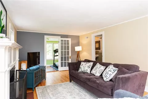 609 Sycamore Ter, Syracuse, NY 13214 photo 9