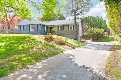 2102 Euclid Ave, Syracuse, NY 13224 photo 2