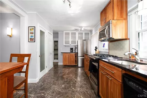 2102 Euclid Ave, Syracuse, NY 13224 photo 12