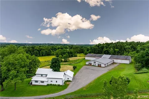 10180 Llewellyn Rd, Steuben, NY 13438