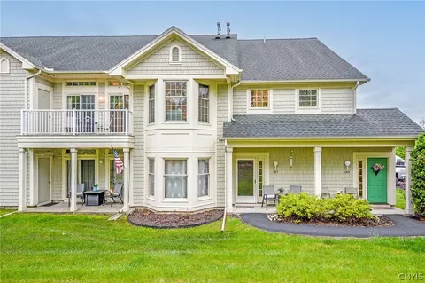 1208 Greymoor Way, Lysander, NY 13027