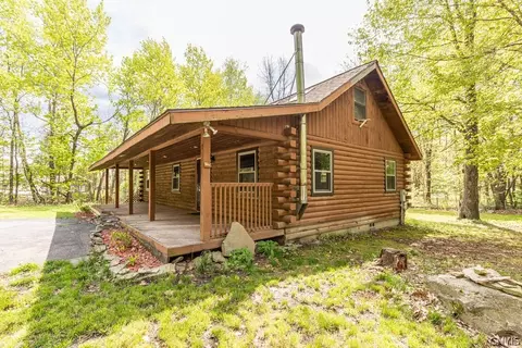 7 Banjo Ln, Scriba, NY 13126