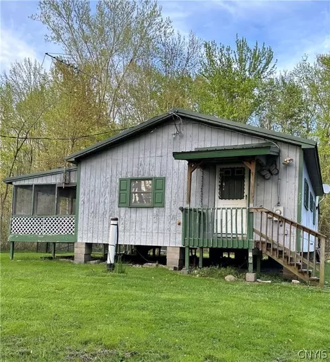 752 Foery, Elbridge, NY 13080