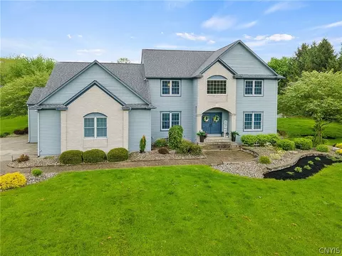 1965 Penfold, Lysander, NY 13027