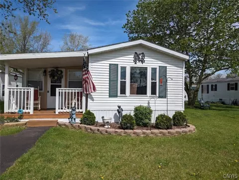 16 Shirron Ave, Vienna, NY 13157