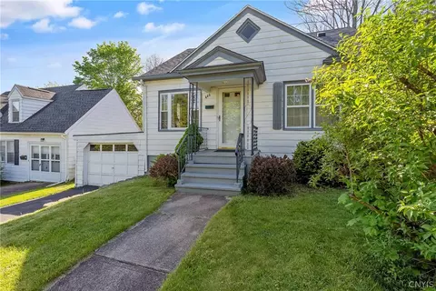446 Hickok Ave, Syracuse, NY 13206