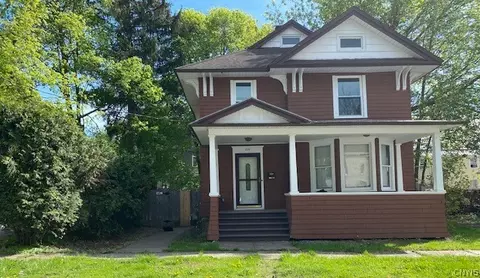 210 E Lynde St, Watertown, NY 13601