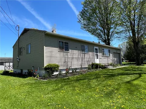 475 Fairview Dr, Winfield, NY 13491