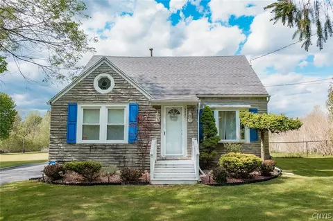 3947 W Seneca, Onondaga, NY 13215