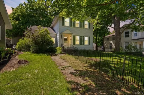 901 12 Avery Ave, Syracuse, NY 13204