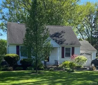 232 Melrose Dr, North Syracuse, NY 13212