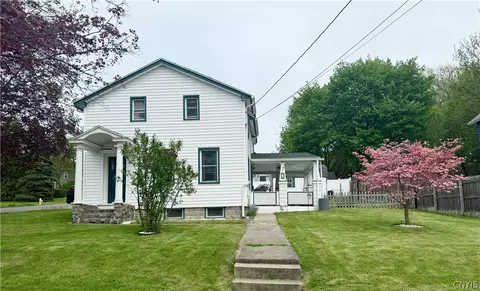 76 N Lewis St, Auburn, NY 13021