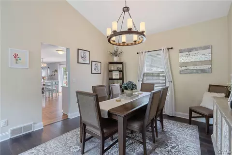 503 Mallard Dr, Camillus, NY 13031 photo 7