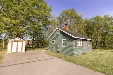 520 State Route 48, Granby, NY 13069