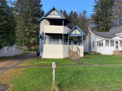 25 Warren St, Tully, NY 13159 photo 7