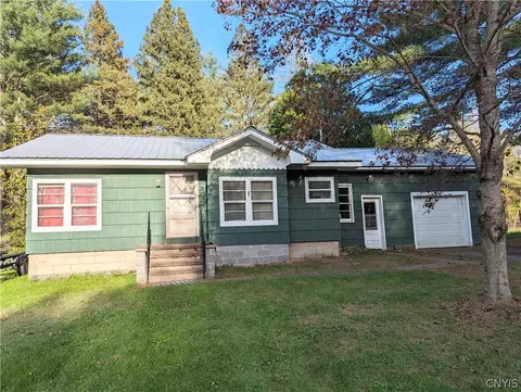 9492 Erie Canal Rd, Croghan, NY 13327
