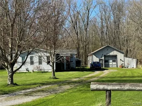 3183 Kilts Rd, Vienna, NY 13308