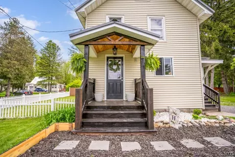 114 Pullman St, Herkimer, NY 13350 photo 5