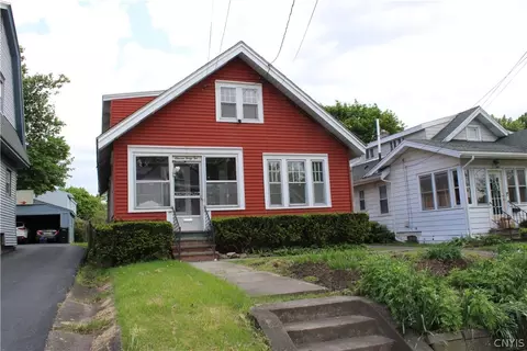 1142 N Glencove Rd, Syracuse, NY 13206