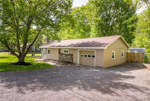 78 Camic Rd, Central Square, NY 13036 photo 4